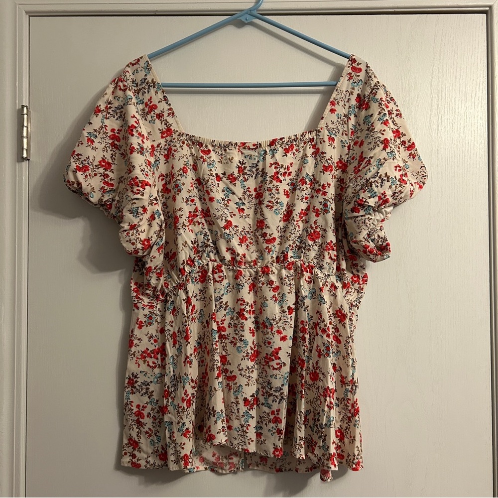 Floral Print Square Neck Top - Picture 5 of 9